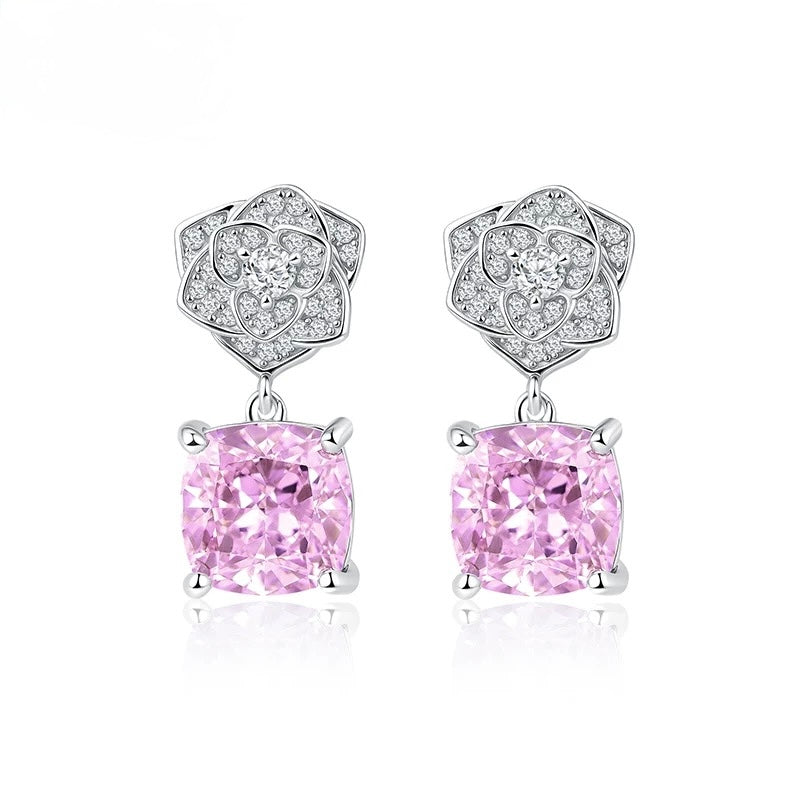 Dazzling Rose Necklace