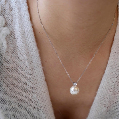Princess Diana Pearl Pendant Sterling Silver Necklace and Stud Earrings