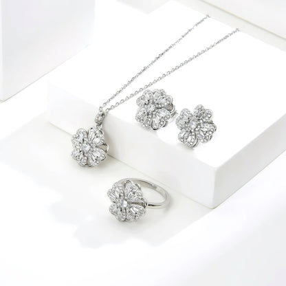 Diamond Clover Spinner Worry Bracelet