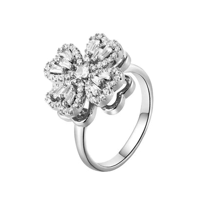 Diamond Clover Spinner Worry Bracelet
