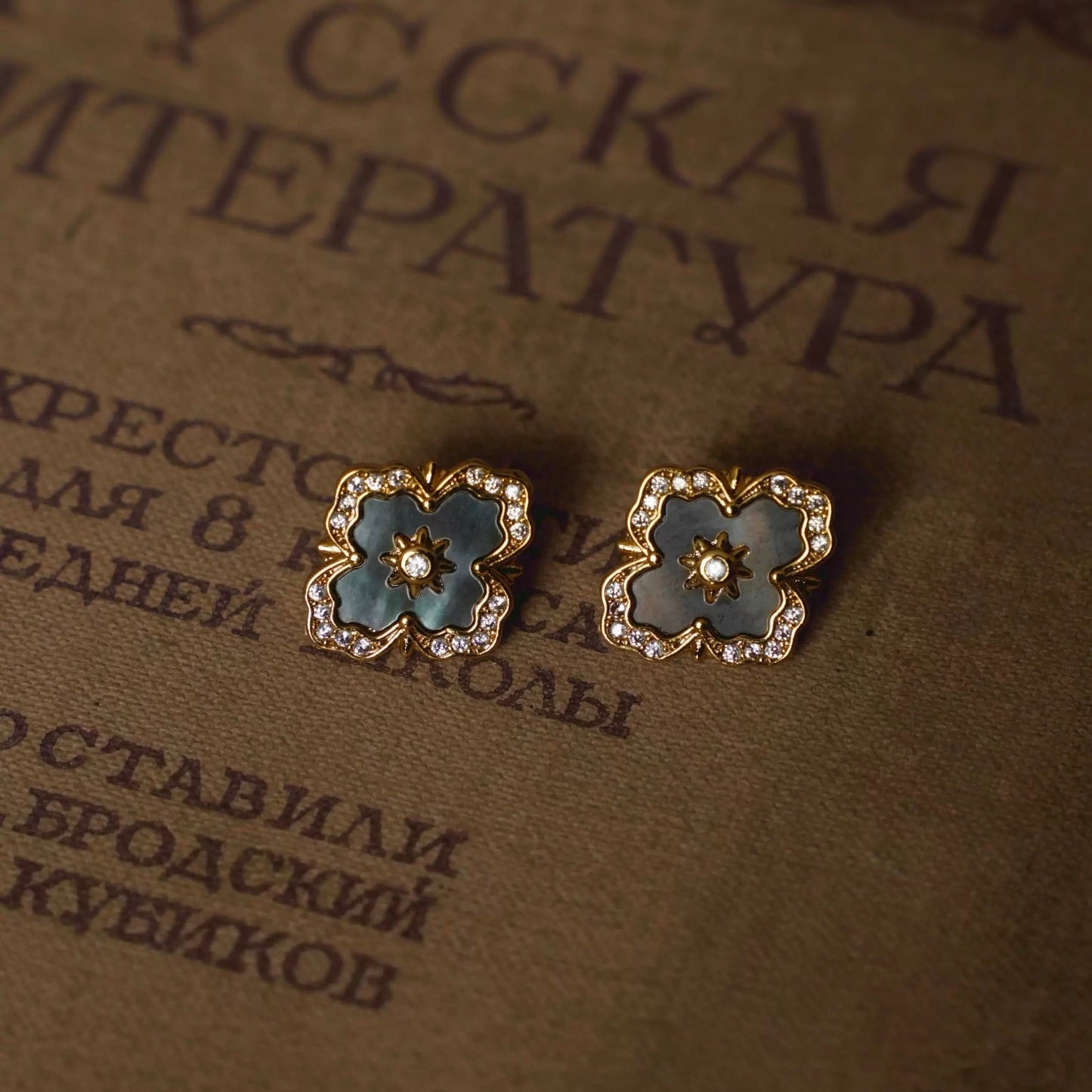 Victoria Mother-of-pearl Stud Earrings