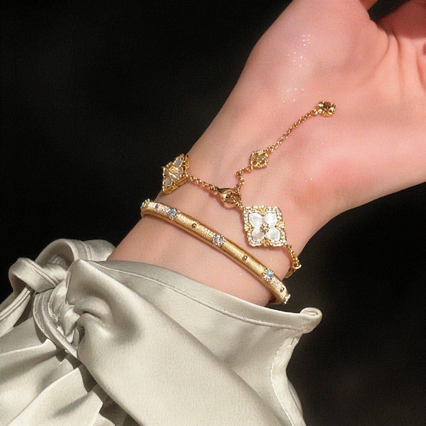 Victoria Mother-of-pearl Ring