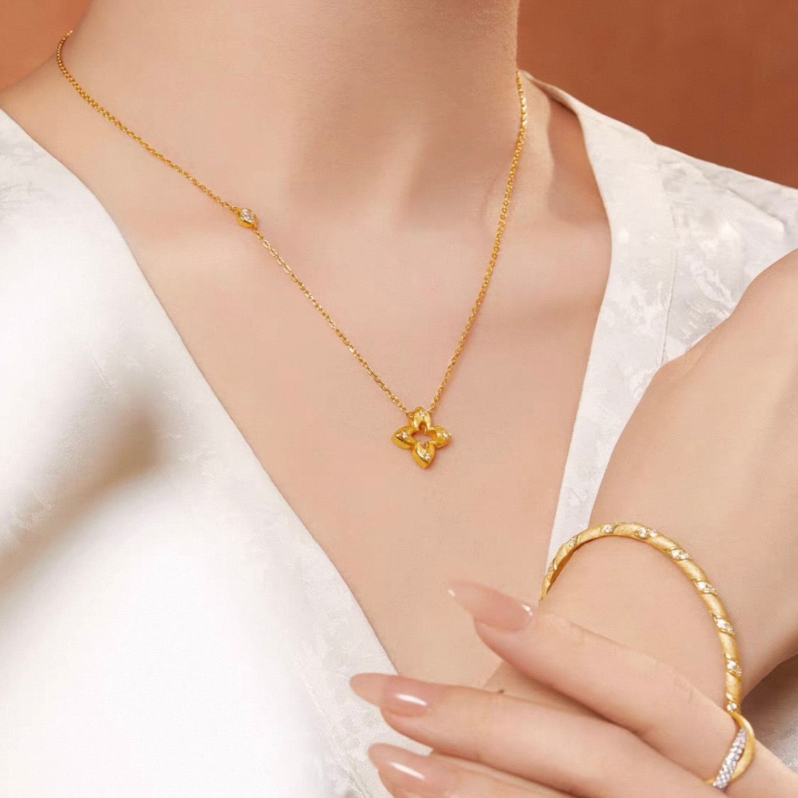 Hollow Clover Brushed Gold Necklace