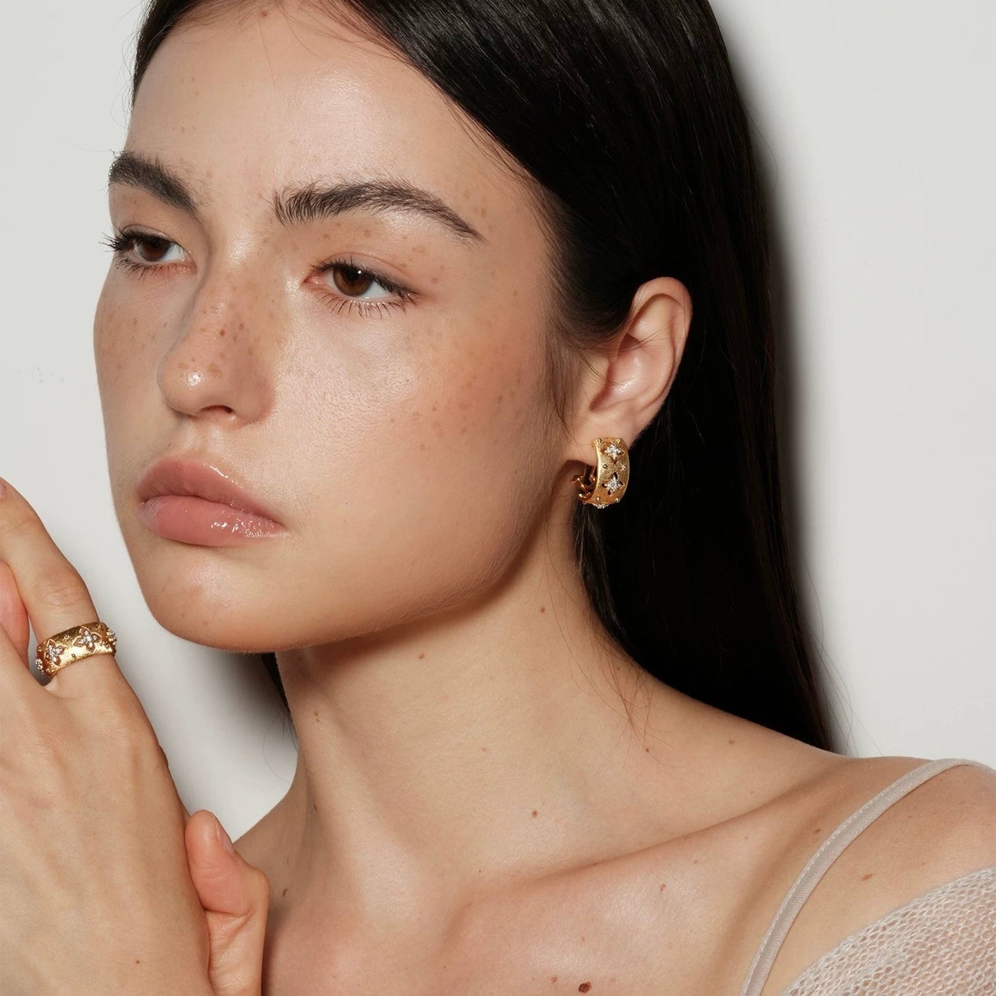 Aurel Cut Out Band Bracelet