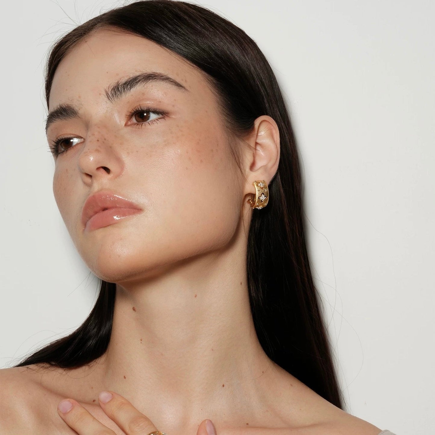 Aurel Cut Out Hoop Earrings