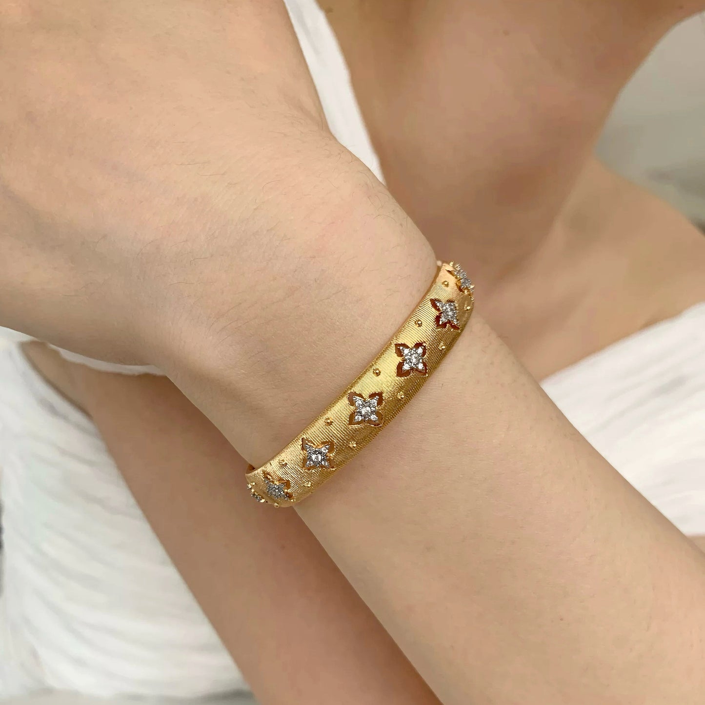 Aurel Cut Out Hoop Earrings